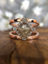 Load image into Gallery viewer, Peach Diamond Ring