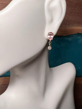 Load image into Gallery viewer, Morganite and Diamond Briolette Earrings