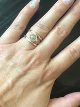 Load image into Gallery viewer, Peach Diamond Ring